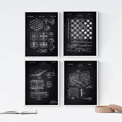 POSTER Set mit 4 Schwarz Brettspiele Patent A4 Schwarzer Rahmen