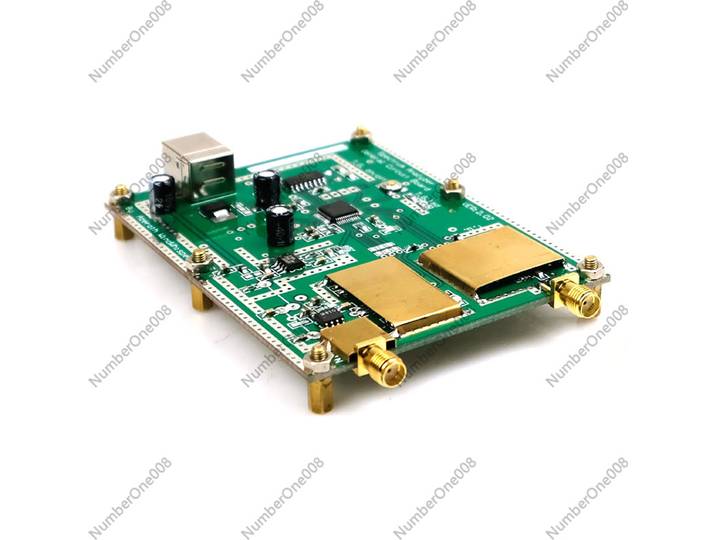 Analyseur de spectre simple D6 avec source de suivi T.G. V3.01B, Générateur de signaux et analyseur de spectre portatif 35 MHz-4,4 GHz