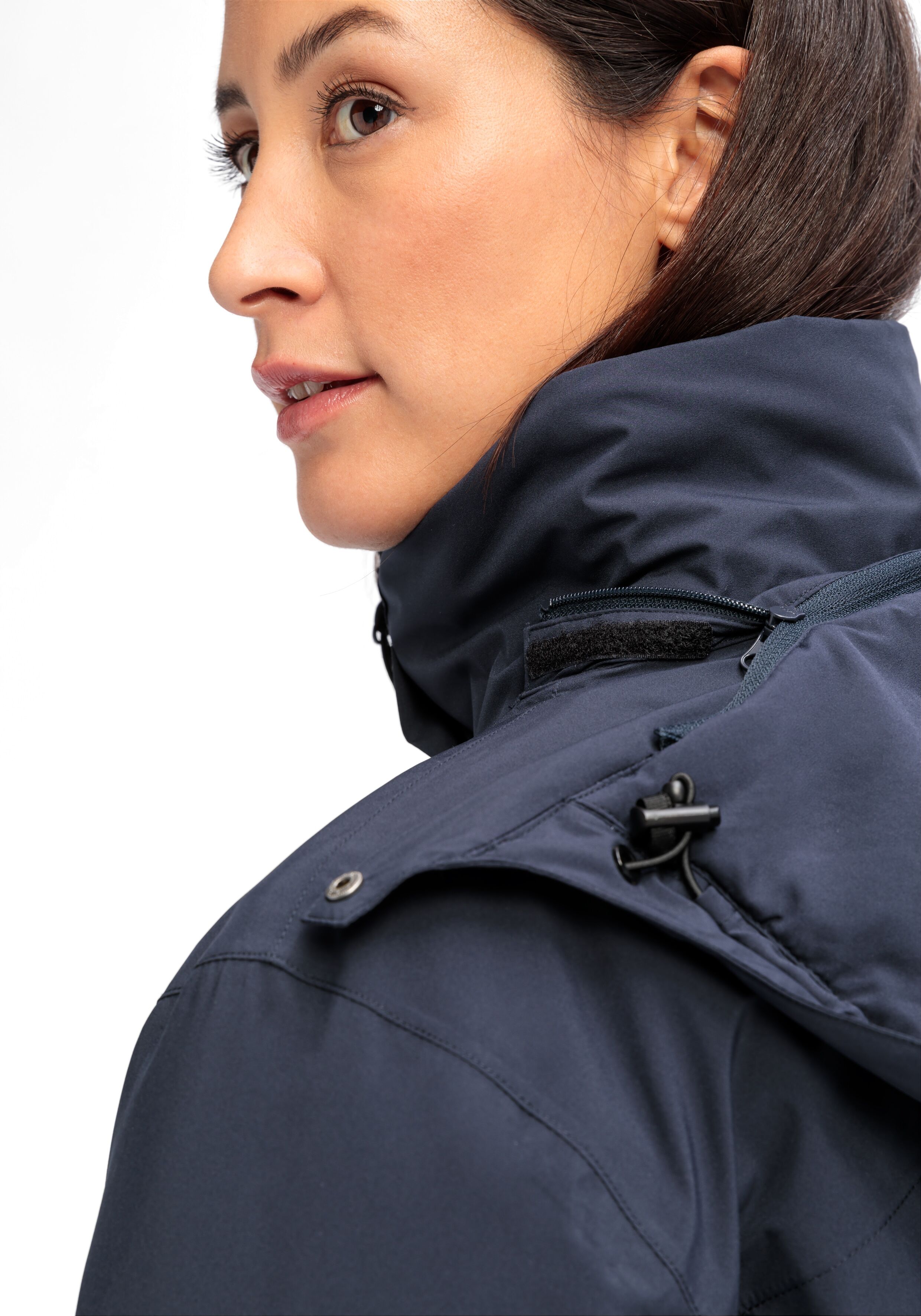 Funktionsmantel MAIER SPORTS "Metor Coat W", Damen, Gr. 36, blau (dunkelblau), 100% Polyester, Mäntel Funktionsmantel, Damen Mantel, Outdoormantel wind/wasserdicht, 4 geräumige Taschen dunkelblau 36