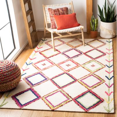 SAFAVIEH Handmade Bellagio Isa Boho Moroccan Wool Rug