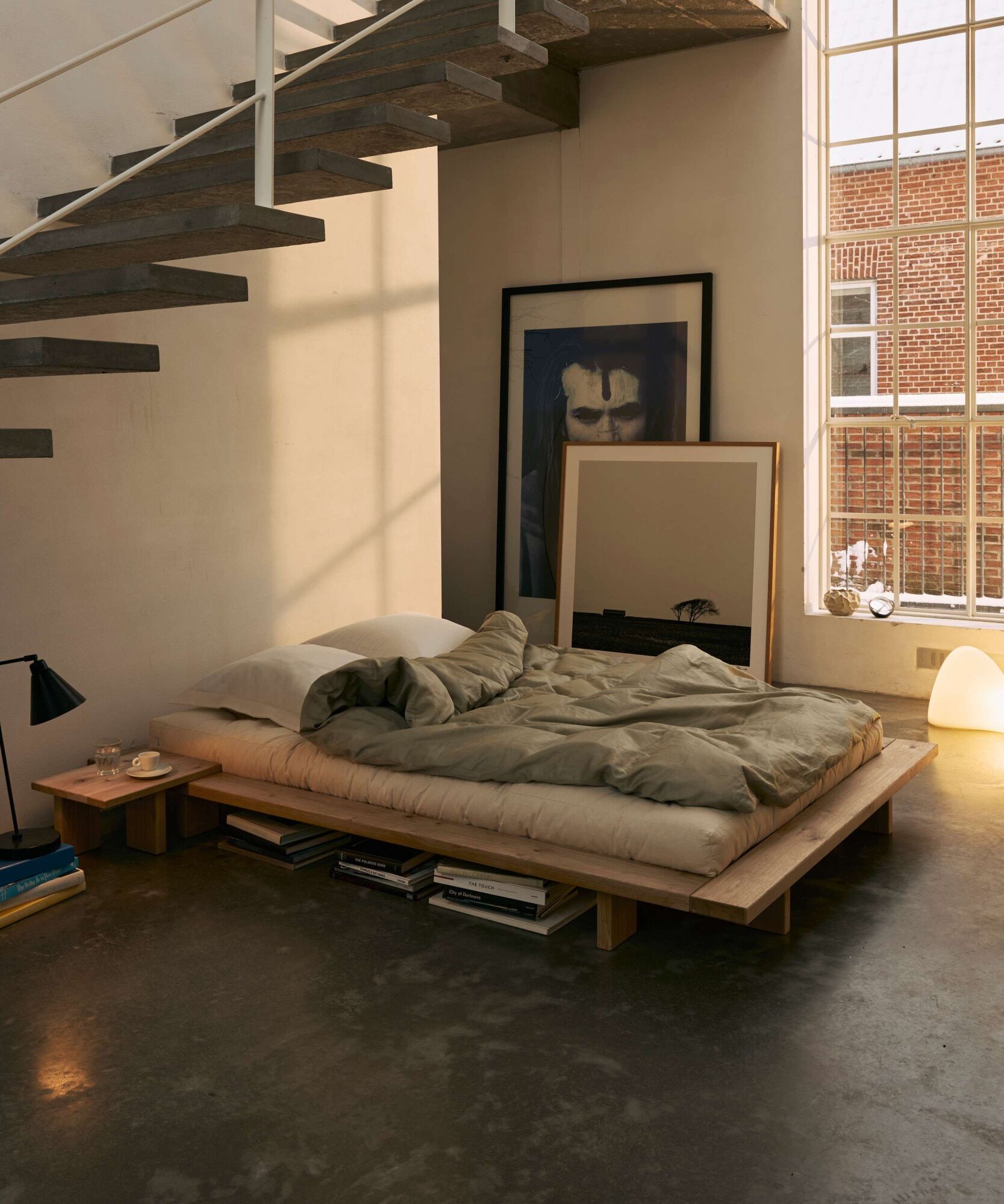 Bettgestell KARUP DESIGN "JAPAN BED Futonbett aus FSCzertifiziertem Massivholz, Eiche, bequem", oiled oak, B:148cm H:20cm L:228cm, Betten, Bettgestell, zeitlos,, inkl. Lattenrost, ohne Matratze, Made in Europa oiled oak Liegefläche Länge B: 200cm x 120cm,
