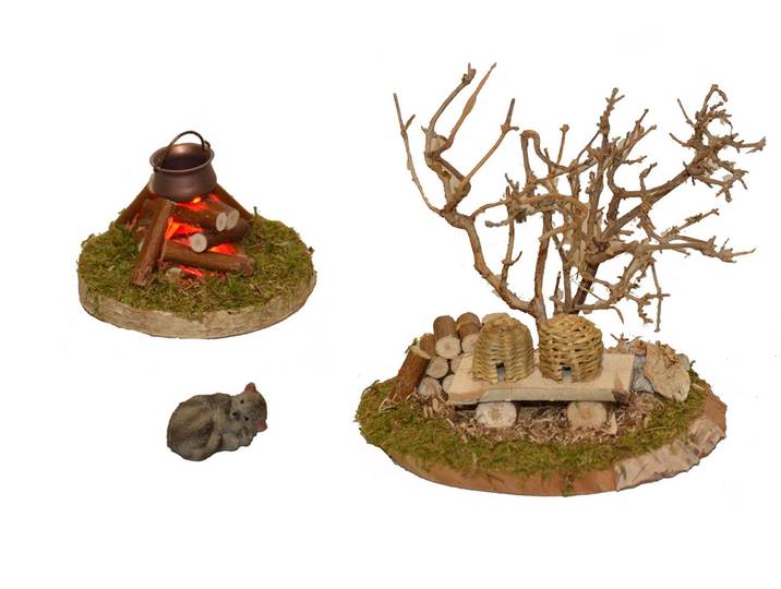 Krippen-Zubehör ALFRED KOLBE, bunt, Holzwerkstoff, Dekofiguren, Krippen-Zubehör, Lagerfeuer mit Flackerplatine, für 10-12 cm Figuren, Bienenkorb, Katze