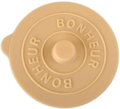 Inspired Finds Simple Solid Color Concave Embossed Letter Silicone Rubber Integrated Water Cup Dust Cover Lid yellow