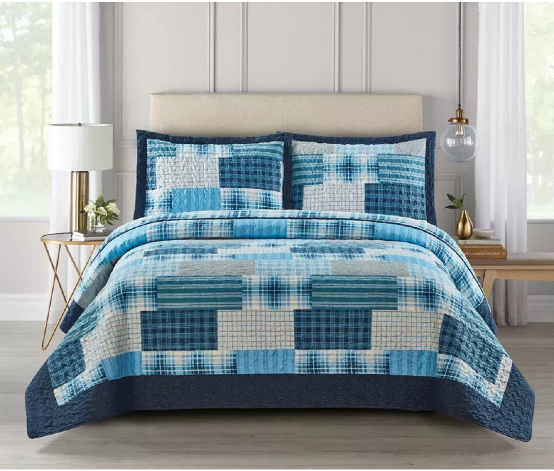 Brambly Cottage Newlin Patchwork Bedspread with Pillow Shams Blue 250 x 270 cm Bedspread - 2 Pillowcases