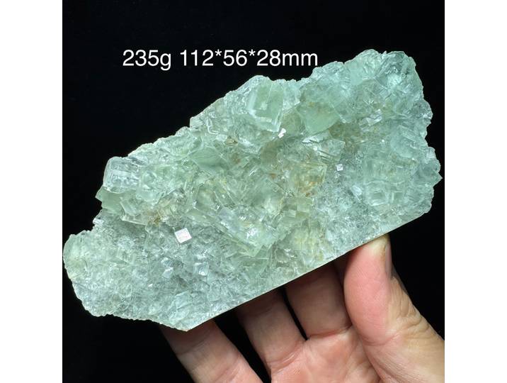 235g Matrice vitreuse naturelle de fluorite verte, spécimen minéral, cristaux de quartz de guérison, pierres de décoration intérieure, roche