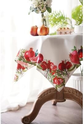 Violet Linen European Champion Vintage Floral Printed Pattern Decorative Table Topper