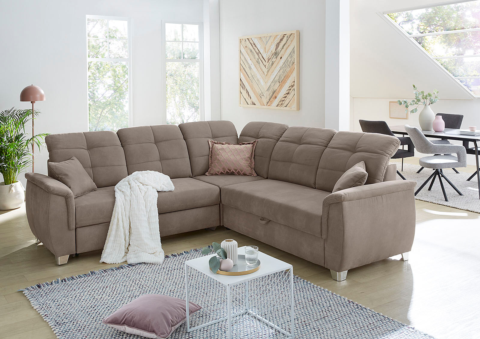 Ecksofa JOCKENHÖFER GRUPPE "Udine L-Form, B: 263 cm", braun, B:263cm T:100cm, Luxus-Microfaser in Lederoptik (100% Polyester);Kissen: 44% Polyethylem, 30% Polyacryl, 26% Polypropylen, Sofas, Ecksofa, mit Schlaffunktion, Bettkasten, Kopfteilverstellung & Z