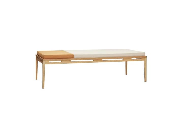 Banquette en tissu orange et blanc, 3 places, structure chêne, un