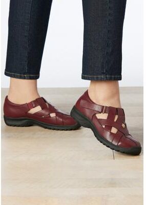 Wide Width Women's The Cailyn Flat by Comfortview in Dark Wine (Size 7 1/2 W)