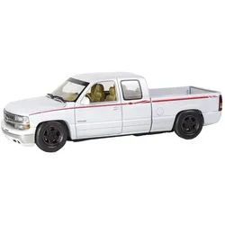 Revell 1999 Chevy Silverado Custom Pickup