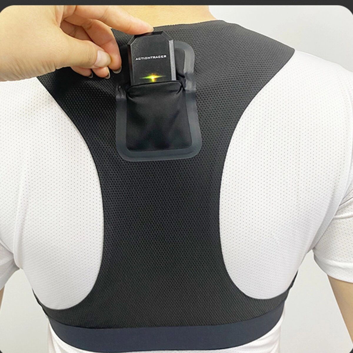 INF Gilet GPS pour football avec poche capteur - Polyester respirant, maintien serré, tailles M-XXL (Noir) L