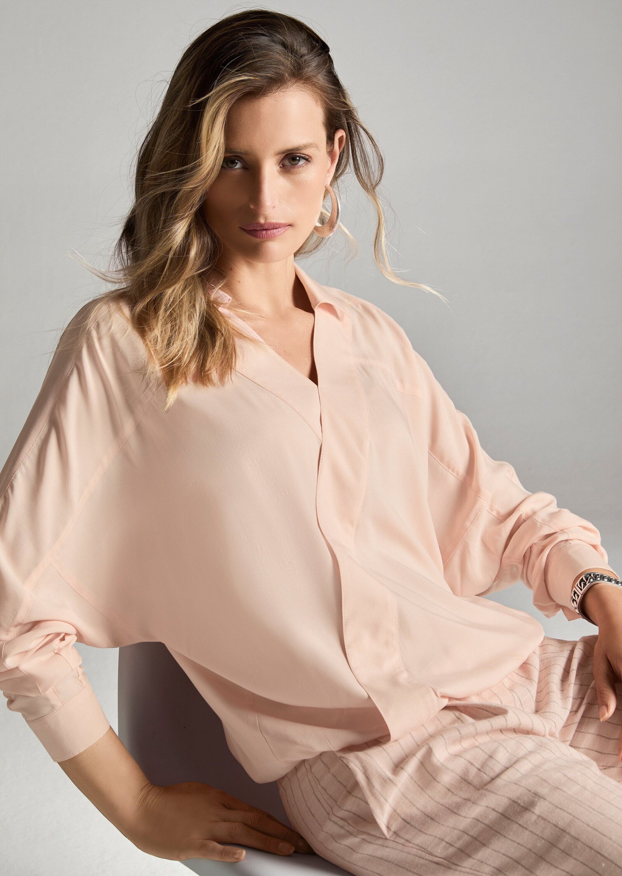 Langarmbluse MADELEINE "Bluse Wickelbluse mit Fledermausärmeln", Damen, Gr. 36, rosa (puderrosé), Obermaterial: 100% Viskose CV., Modern, normal, V-Ausschnitt, Blusen
