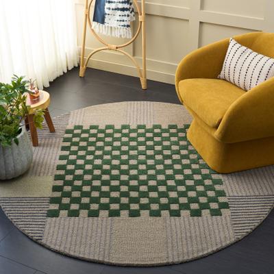 SAFAVIEH Handmade Genre Gunbritt Checkered Wool Rug