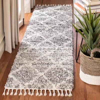 SAFAVIEH Montreal Shag Willempje 2-inch Thick Rug
