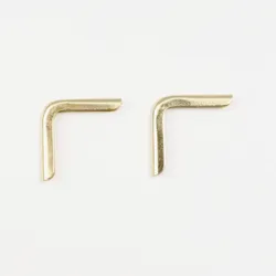 100 Buchecken Metall vermessingt | C 22 - 23 x 23 mm, gold