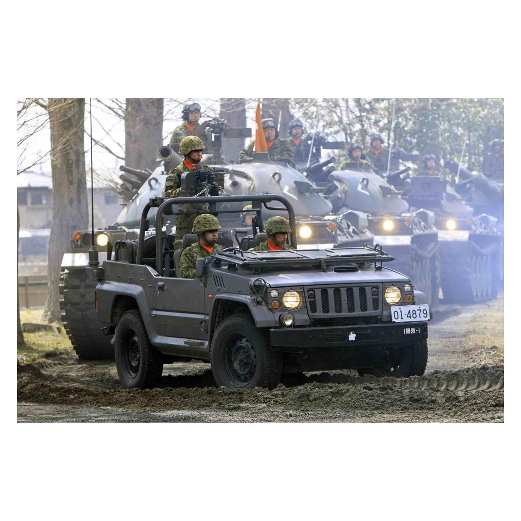 Trumpeter JGSDF type 73 Light Truck (Recon) (05519)