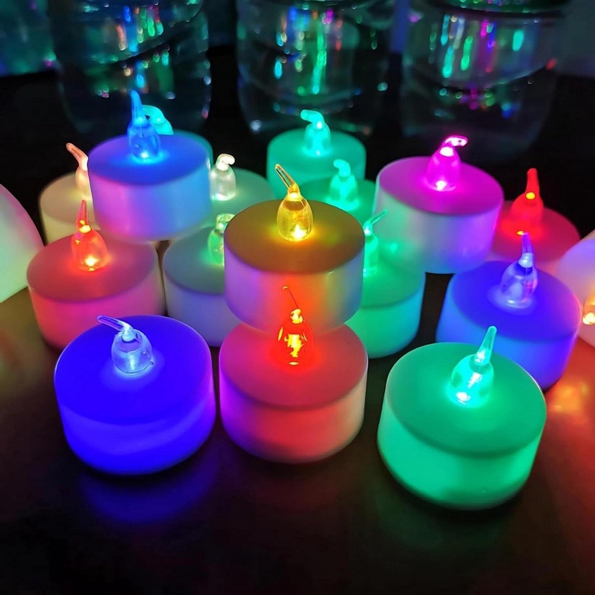Set van 24 multicolor kleurveranderende LED theelichtjes op batterijen
