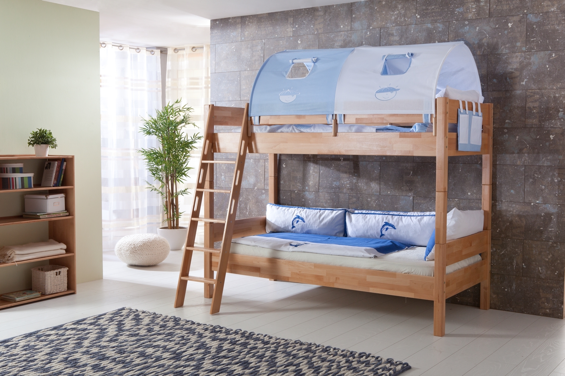 Relita Etagenbett STEFAN Buche massiv natur lackiert, Stabverleimt, geplankte Optik, mit Textilset blau/boy