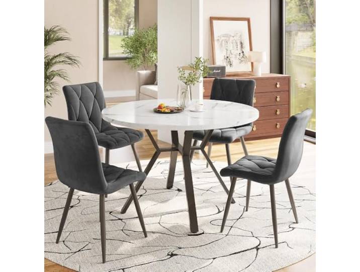 I0I&I0I Esstisch Set 5 Teilig Rund Mit Tisch Und Stühlen, Modernes Esszimmer Set Mit Rundem Tisch In Marmoroptik Metallbeinen Und Vier Ergonomischen Samtstühlen (Black + Grey + MDF+Steel)