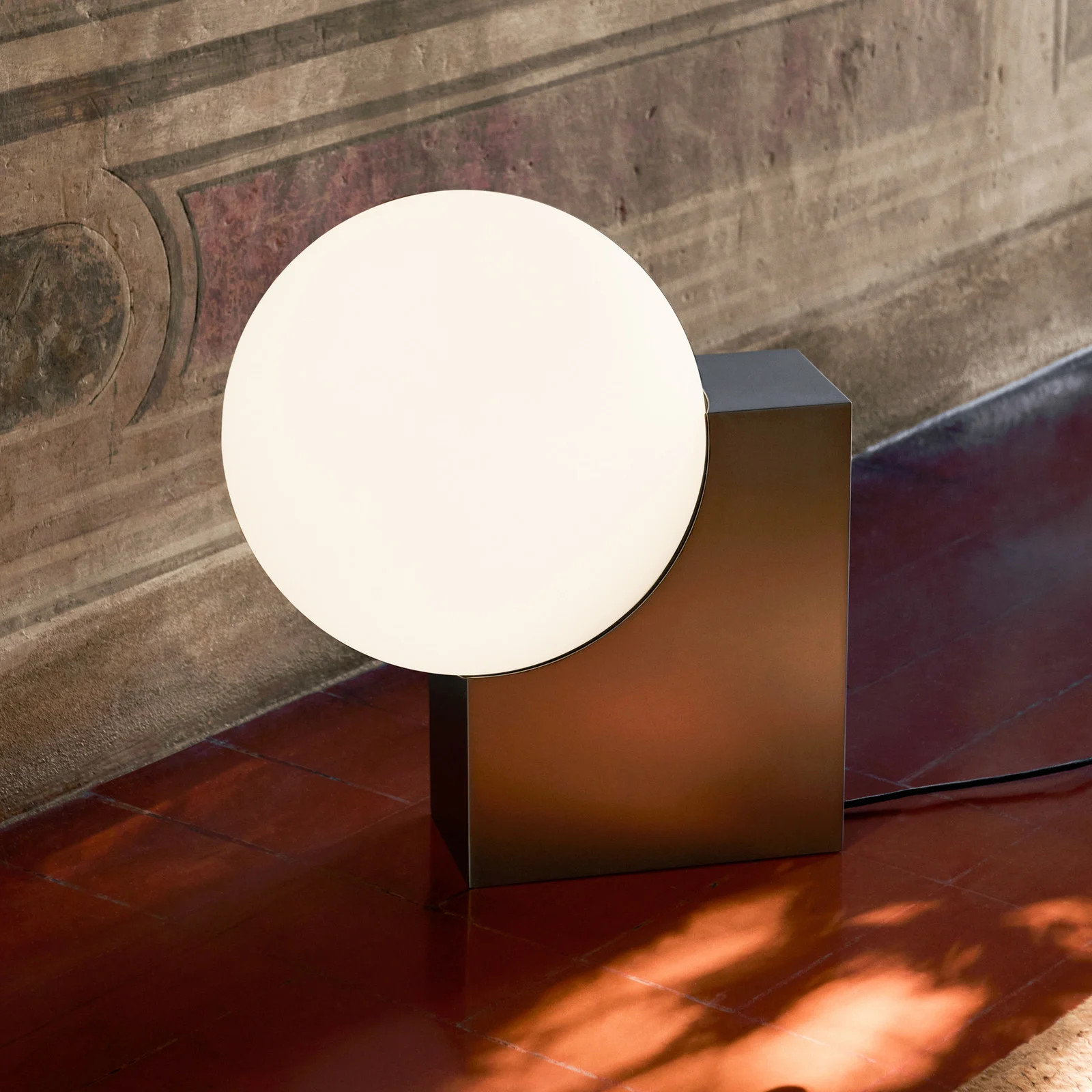 &Tradition Journey SHY4 vloerlamp, grijs, staal en glas, Hoogte: 51 cm