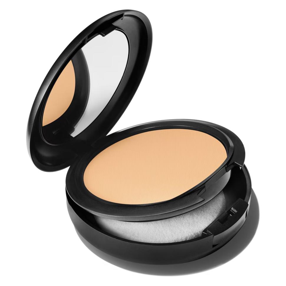 MAC Jeans Studio Fix Puder (NC30) (94267332)