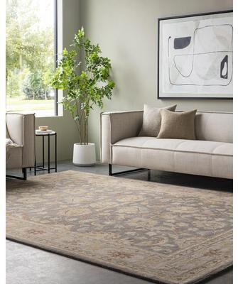 Livabliss Caesar Traditional Area Rug