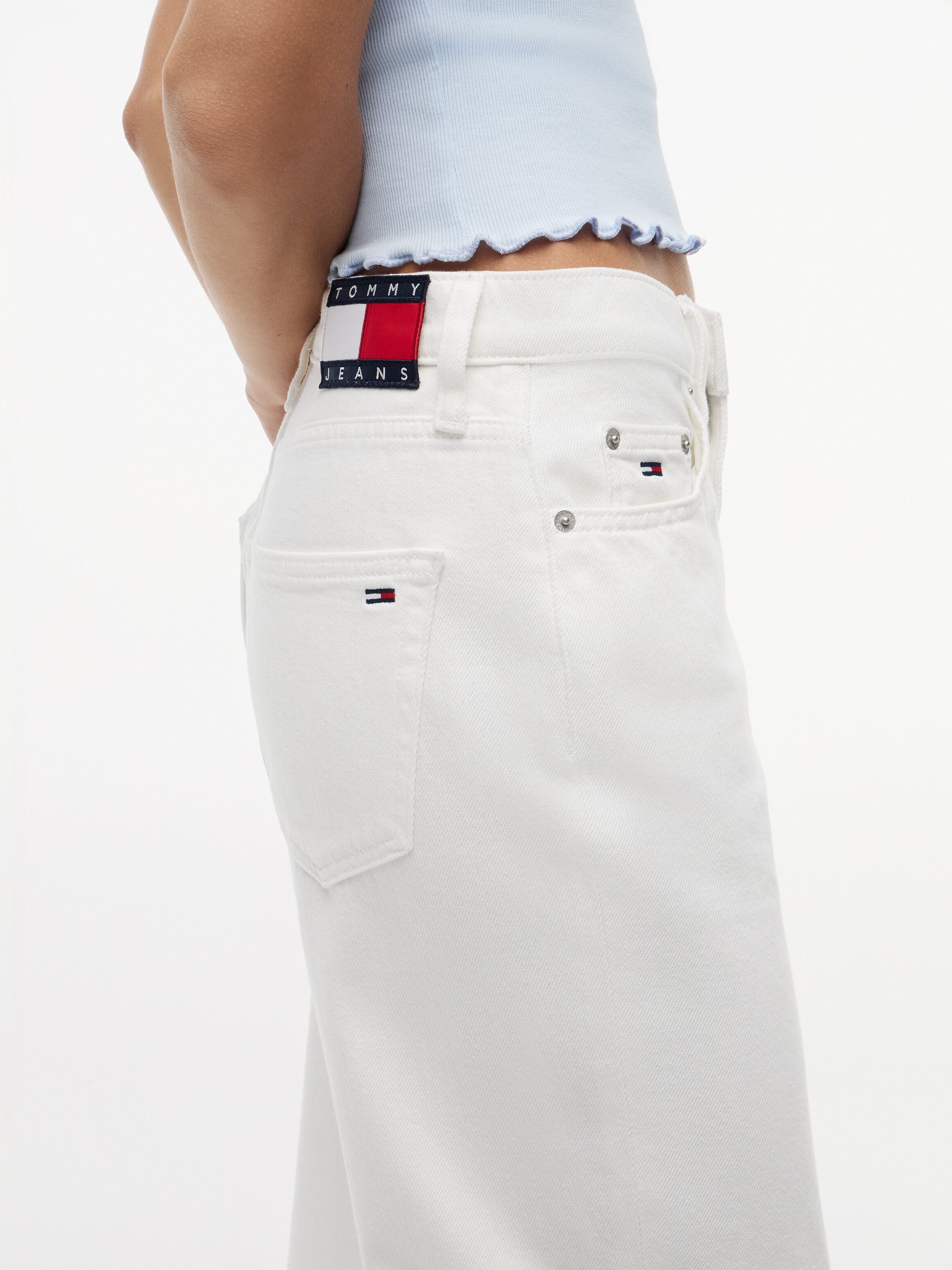 High-waist-Jeans TOMMY JEANS "LAYLA HR SLIM STR BJ4199", Damen, Gr. 26, Länge 28, weiss (denim weiß 01), Denim/Jeans, Obermaterial: 92% Baumwolle, 8% Polyester, unifarben, straight fit lang, Jeans High-waist-Jeans, Baumwollmischung, straight fit, high wai