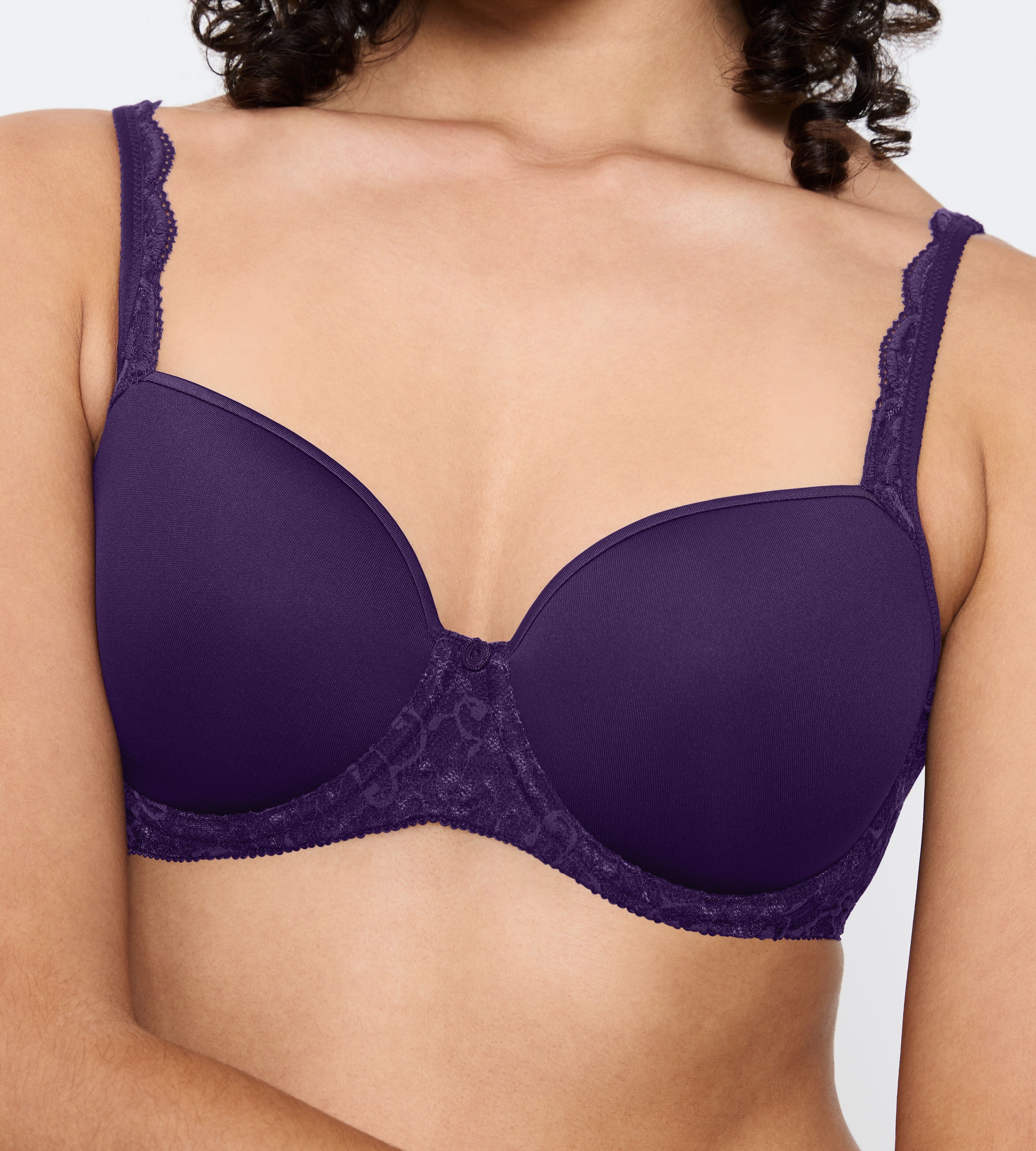 Triumph "Amourette WP" Stretch-Spitze, glatte Cups, atmungsaktiv, leicht, feminin