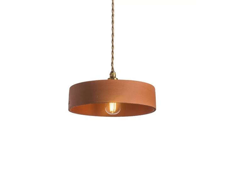 Suspension en terre cuite ocre