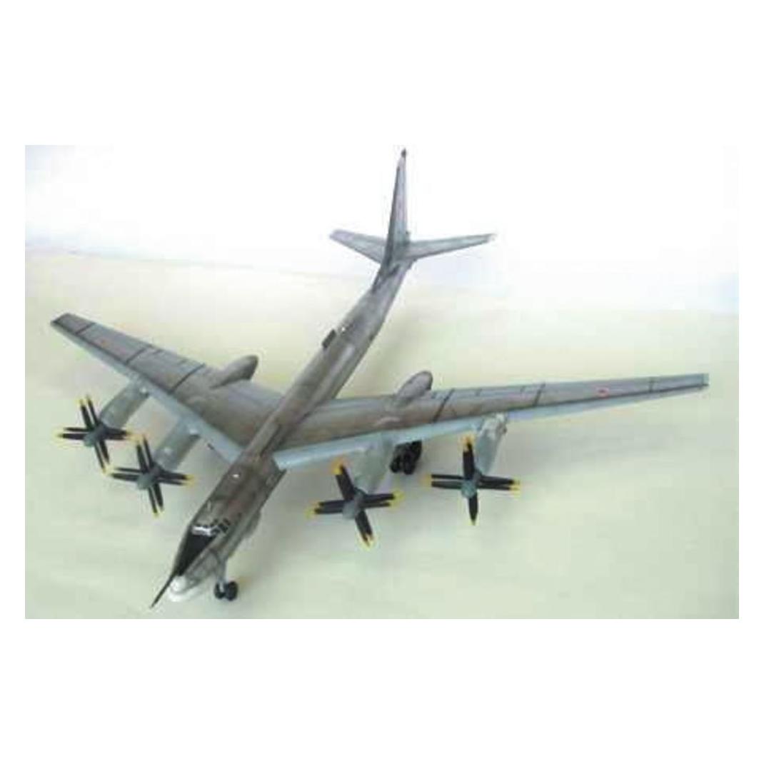 Trumpeter Tupolev Tu-95 MS Bear-H (01601)