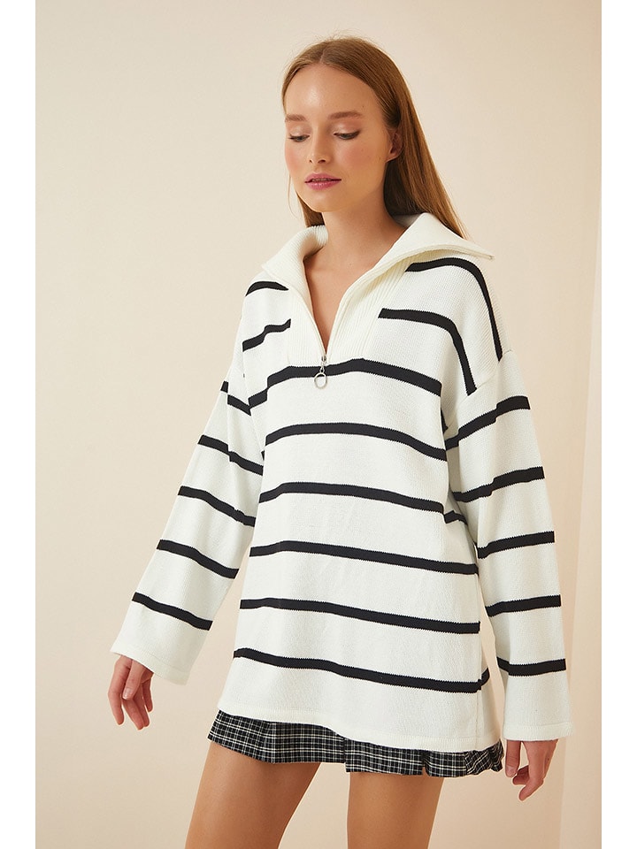 Happiness Istanbul Pullover in Creme/ Schwarz - onesize