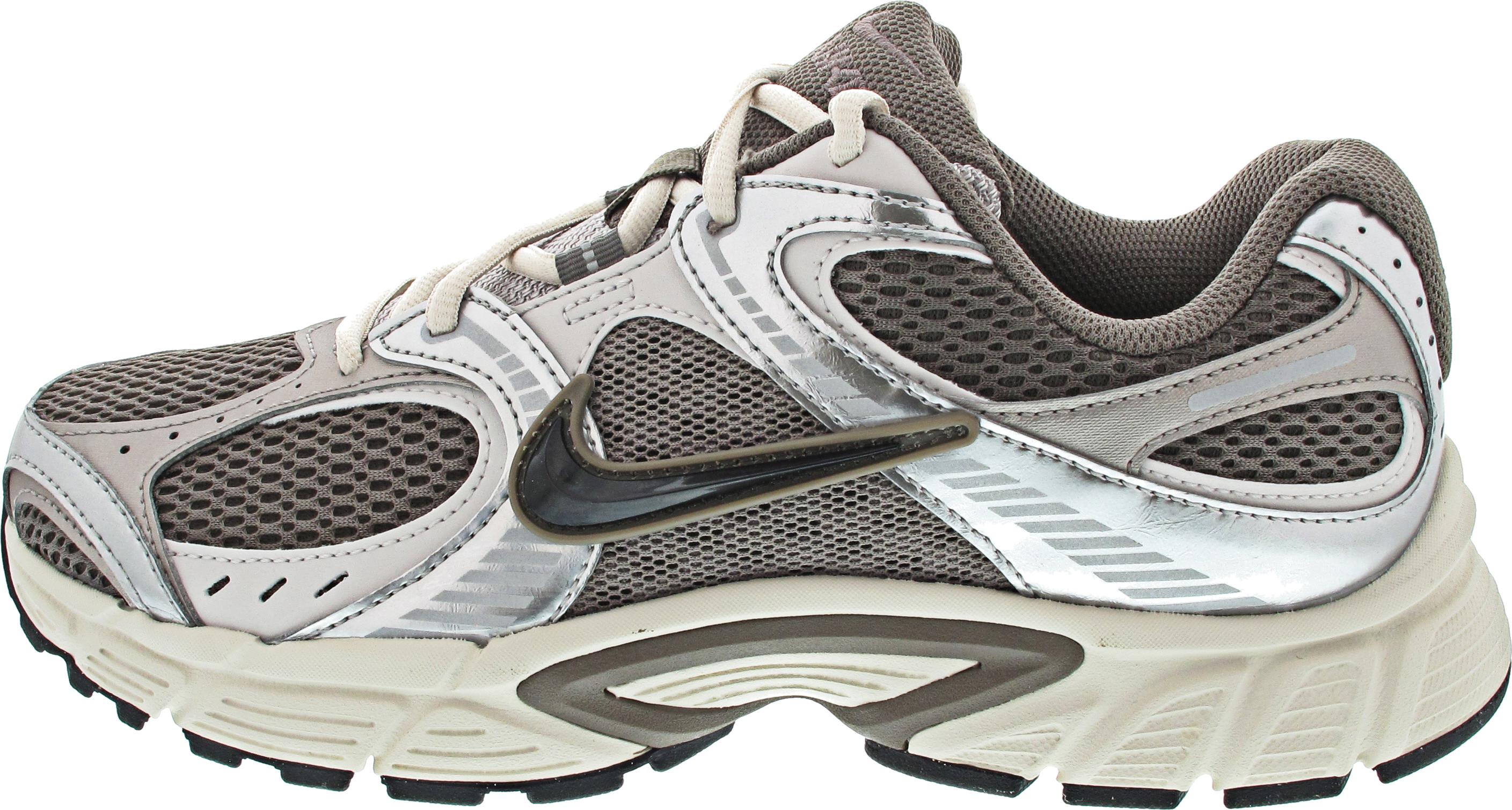 Nike V5 RNR Sneaker low Grau in Gr. 40.5