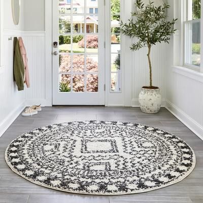 Nuloom Vasiliki Moroccan Shag Tasseled Area Rug
