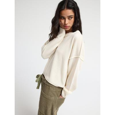Rundhalspullover ROXY "SOMETHING CUTE", Damen, Gr. M, beige (coconut milk), Obermaterial: 100% Polyacryl, unifarben, Rundhals, Pullover Rundhalspullover, mit Rollsaum, Langarm, unifarbenes Design