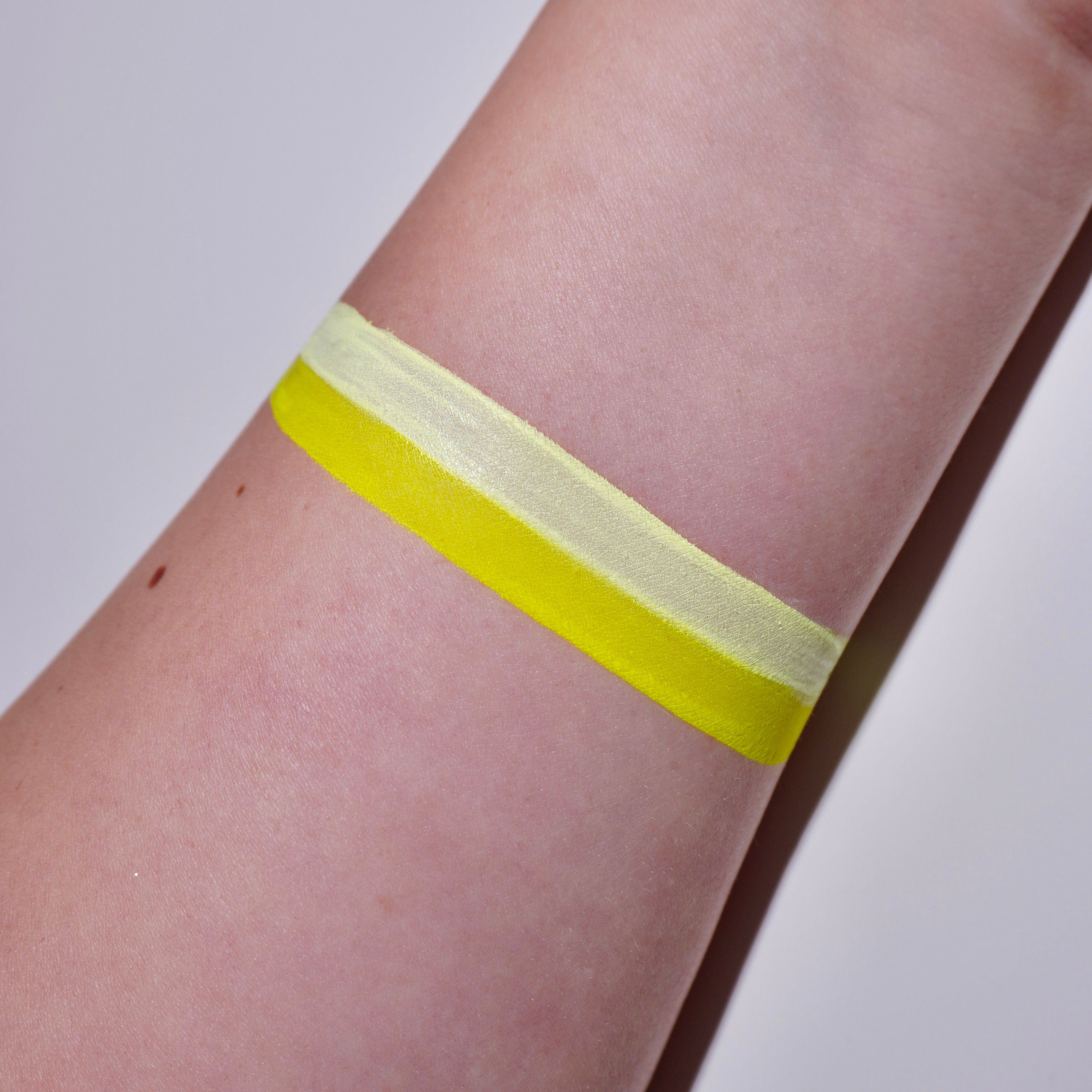 Banana Split (UV Yellow) Split Liner - Eyeliner - Glisten Cosmetics Large - 10g