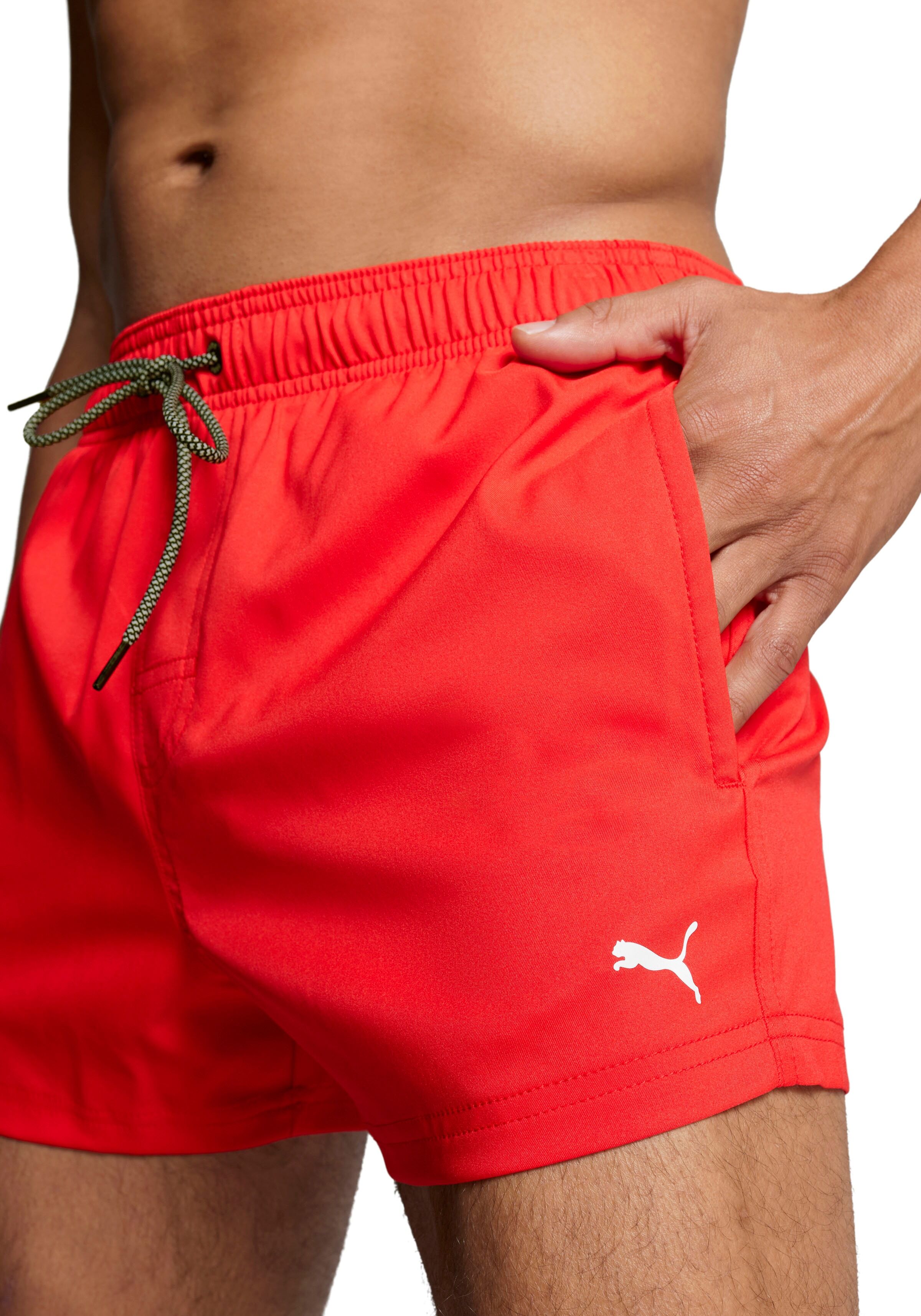 Badeshorts PUMA "PUMA SWIM MEN SHORT LENGTH SWIM SHORTS", Herren, Gr. XL, N-Gr, rot, Web, Obermaterial: 100% Polyester, unifarben, Badehosen Badeshorts, mit seitlichen Eingriff-Taschen, Gesässtasche mit Klettverschluss rot XL, N-Gr
