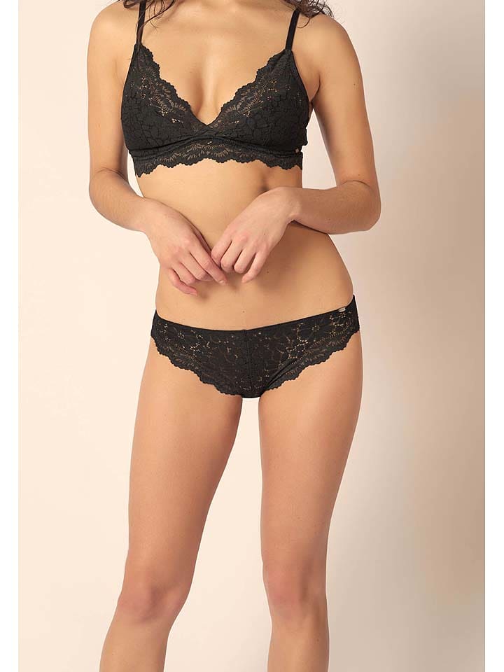 Skiny String in Schwarz - 36