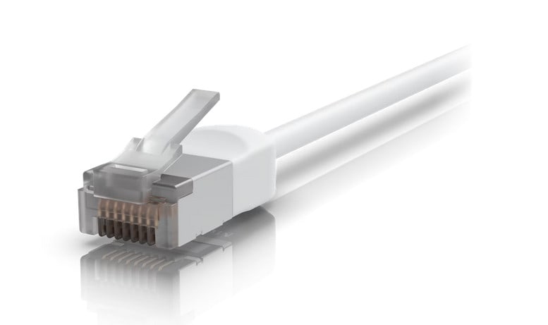 Ubiquiti Networks Ubiquiti UniFi Outdoor Patchkabel Cat6A 15 m Weiß – Geschirmtes RJ45 Ethernet-Kabel mit 10 Gbit/s, PoE++ und wetterfestem TPE-Mantel (UACC-Cable-Patch-Outdoor-C6A-15M-W)