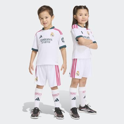 T-Shirt & Shorts ADIDAS PERFORMANCE "REAL MADRID 26/27 KIDS HEIMSET", Mädchen, Gr. 110, weiß, Obermaterial: 100% Polyester, KOB Set-Artikel, für Fußball, mit Climacool Technologie, regulärer Schnitt
