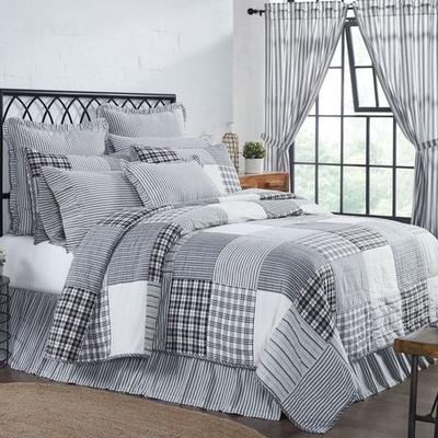 Vhc Brands Sawyer Mill Black Patchwork Quilt, Queen, Black