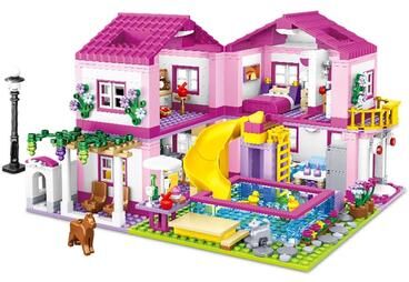 Inspire Essentials Summer Holiday Villa Castle Building Block Set 1018pcs