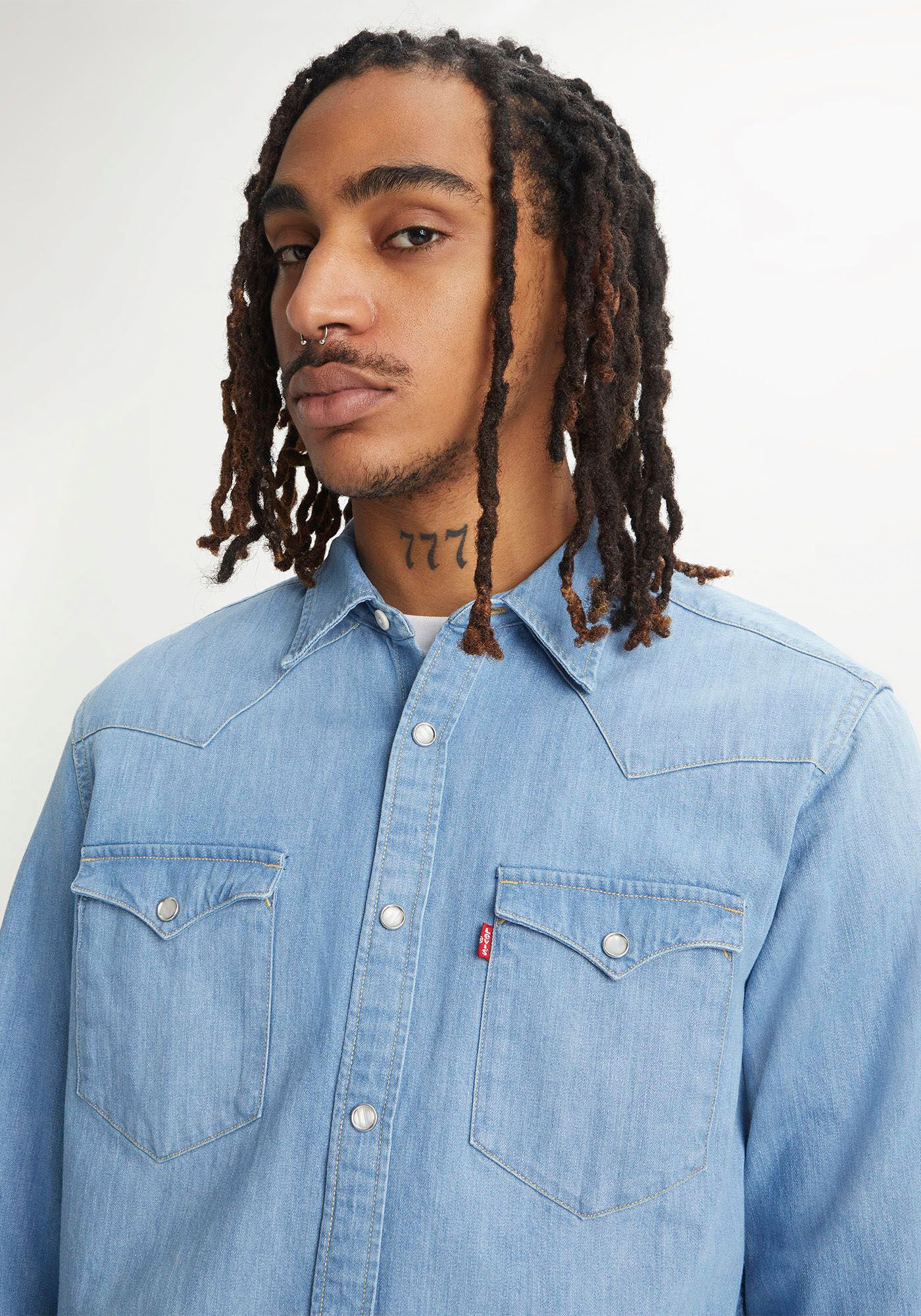 Jeanshemd LEVI'S "LE BARSTOW WESTERN STAND", Herren, Gr. S, N-Gr, blau (light indigo), Web, Obermaterial: 100% Baumwolle, normal, Hemden Jeanshemd, mit Brusttaschen light indigo S, N-Gr