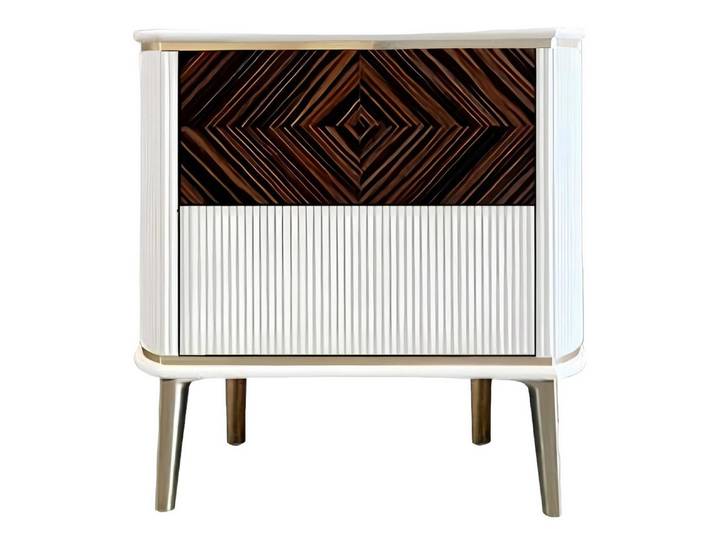 Xlmoebel Nachttisch Elegante Kommode aus Holz mit geräumigen Schubladen für Ordnung (Nachttische), Hergestellt in Italy