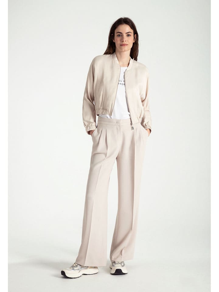 More & More Blouson in Creme - 44