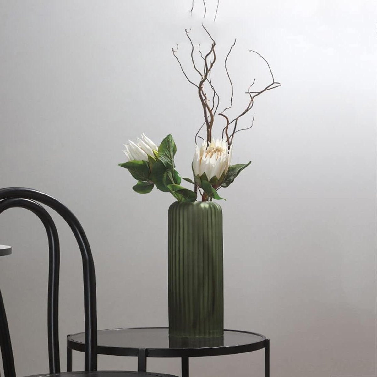Handgemaakte Gestreepte Glazen Vaas in Vintage Fles Design - Transparant - Hoogte: 35,7 cm