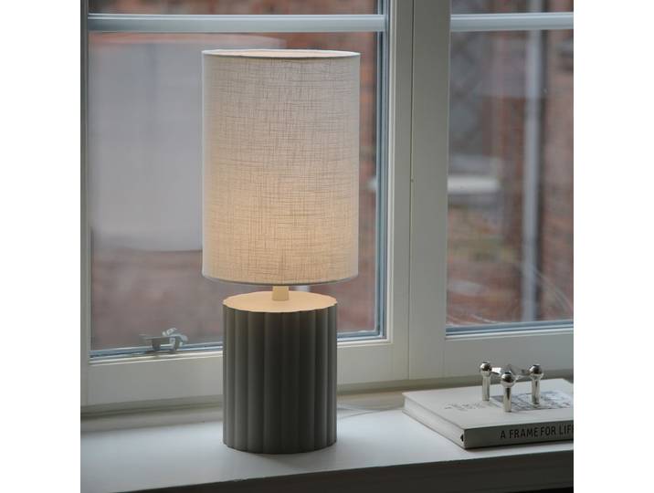 Can Tischleuchte Weiß/Grau - Markslöjd - Wohnzimmer - Keramik - Mit Schirm