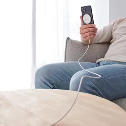 Intenso MW1 Smartphone Weiß AC Kabelloses Aufladen Schnellladung