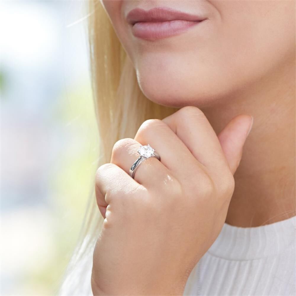 Unique Sterlingsilber Verlobungsring mit Zirkoniabesatz silber