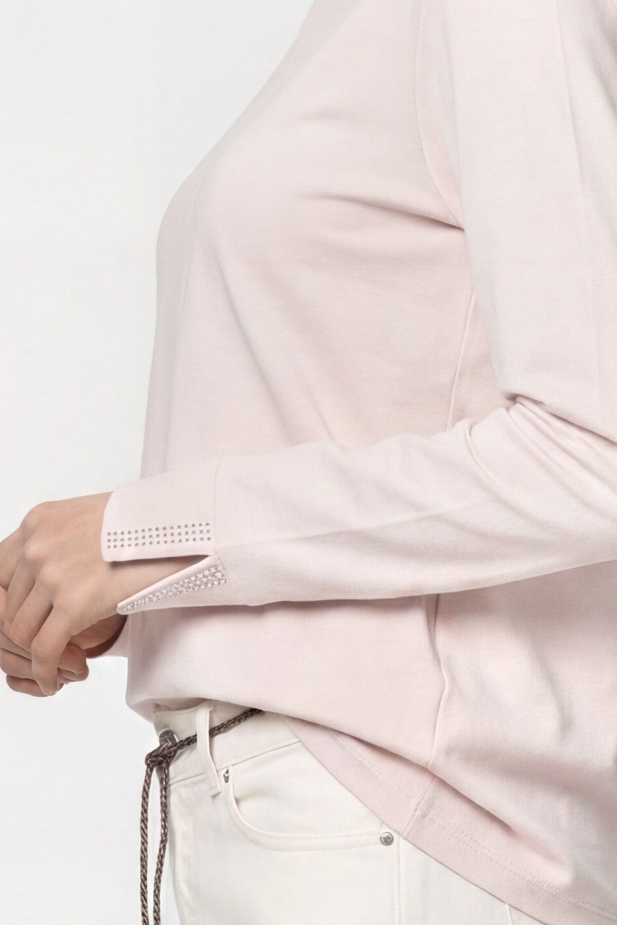 Langarmshirt MONARI "Shirt Basic Schmuck", Damen, Gr. 40, rosa (rosewater), Web, Obermaterial: 100% Baumwolle, unifarben, regular fit taillenbedeckt, Rundhals, eingesetzt gerader Abschluss, Shirts Langarmshirt, Regular fit mit Rundhalsausschnitt rosewater
