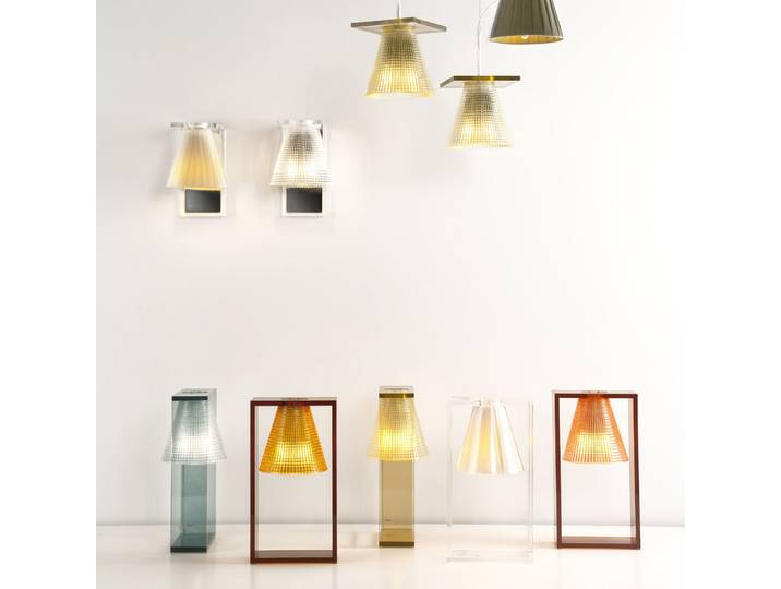 Lampe à poser Light Air beige - Kartell Light-Air - Salon / séjour - Design - Plastique - Avec abat-jour